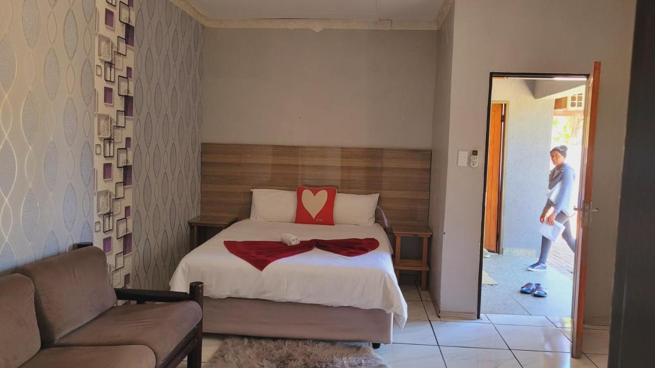 Pab-Love Guest House クルマン エクステリア 写真